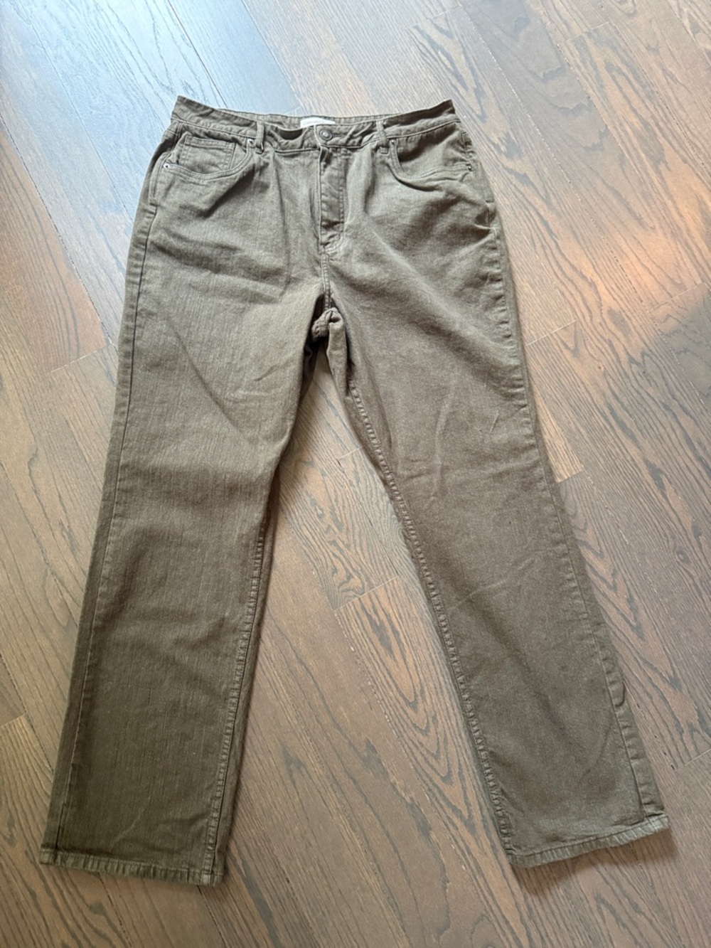 Coldwater Creek Straight Leg Pants in Olive, Perfect weight for fall.